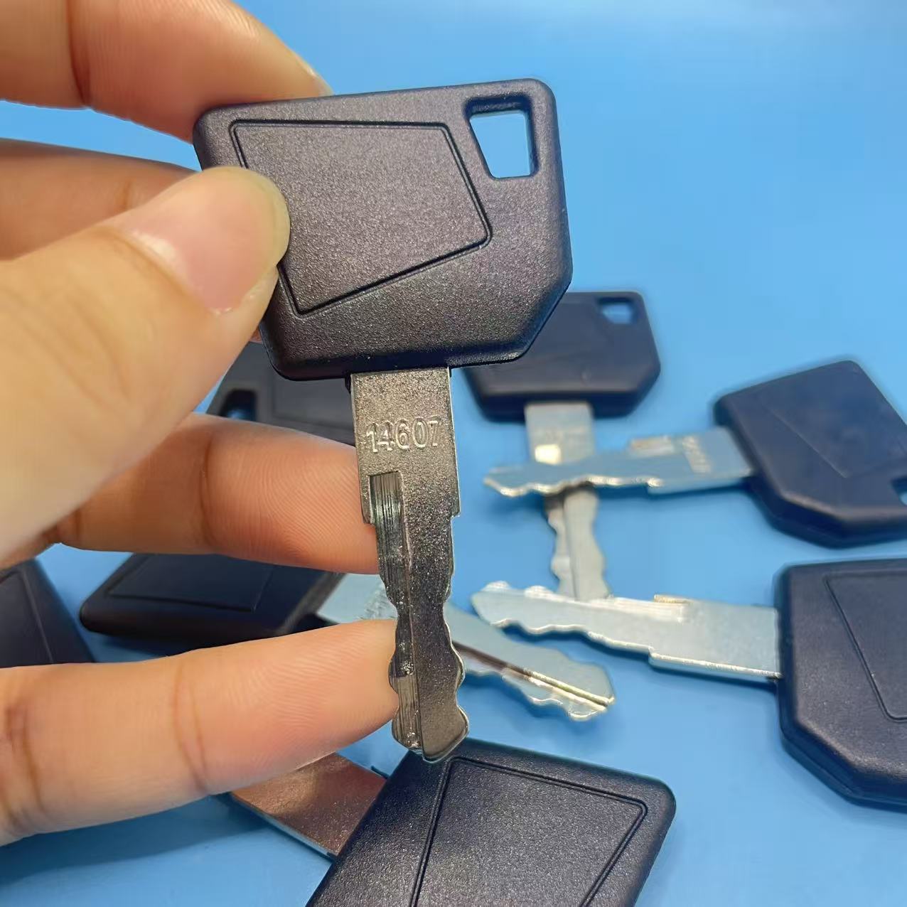 Комплект ключей зажигания для  – обзор и цена Heavy Equipment Keys Master Set